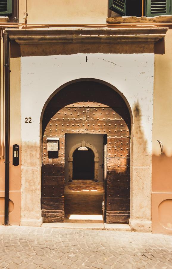 Bed and Breakfast La Rondine Tagliacozzo Esterno foto