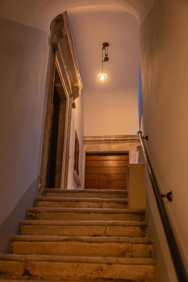 Bed and Breakfast La Rondine Tagliacozzo Esterno foto